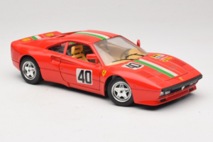 Ferrari 288 GTO #40 Punane Itaalia Lipp 1984 Bburago 1:18 3027-P1 Metall - pilt 6/8