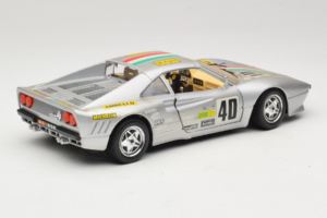 Ferrari 288 GTO #40 Hõbe 1984 Bburago 1:18 3027-S1 Metall - pilt 3/8