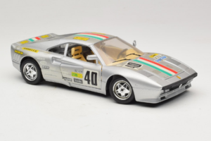 Ferrari 288 GTO #40 Hõbe 1984 Bburago 1:18 3027-S1 Metall - pilt 6/8