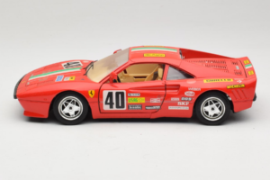 Ferrari 288 GTO Rally #40 Punane 1986 Bburago 1:18 3057-P1 Metall - pilt 4/8