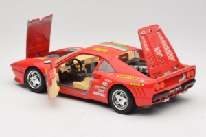 Ferrari 288 GTO Rally #40 Punane 1986 Bburago 1:18 3057-P1 Metall - pilt 5/8