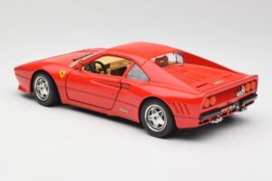 Ferrari 288 GTO Punane Bburago 1:18 3027 Metall - pilt 7/8