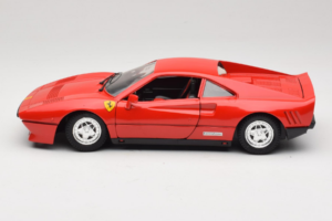 Ferrari 288 GTO Punane Tonka 1:18 1680 Metall - pilt 4/9