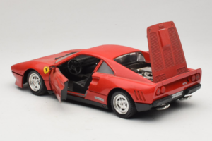 Ferrari 288 GTO Punane Tonka 1:18 3233 Metall - pilt 5/8