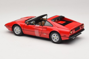Ferrari 308 GTS Punane Star Collection Magnum P.I. Hot Wheels 1:18 P9908 Metall - pilt 5/6