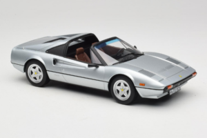 Ferrari 308 GTS Hõbedane Norev 1:18 187934 Metall - pilt 5/7
