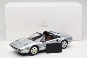 Ferrari 308 GTS Hõbedane Norev 1:18 187934 Metall - pilt 7/7