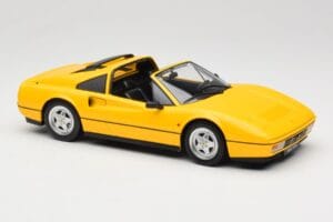 Ferrari 328 GTS Kollane KK-Scale 1:18 KKDC180552 Metall - pilt 4/6