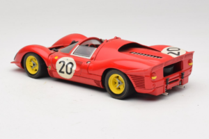Ferrari 330 P4 #20 Punane 1967 Revell 1:18 48822-P1 Metall - pilt 7/8