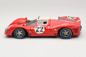 Ferrari 330 P4 #22 Scuderia Filipinetti Poor Condition 1967 Revell 1:18 48825-P1 Metall - pilt 4/8