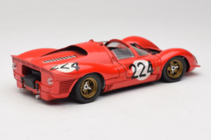Ferrari 330 P4 #224 Punane 1967 Revell 1:18 48825-P2 Metall - pilt 3/7