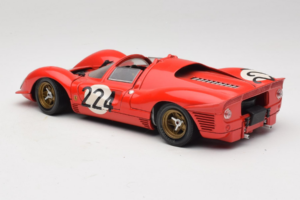 Ferrari 330 P4 #224 Punane 1967 Revell 1:18 48825-P2 Metall - pilt 6/7
