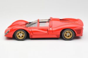 Ferrari 330 P4 Punane 1967 Revell 1:18 48822 Metall - pilt 4/8