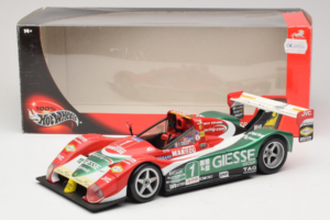Ferrari 333 SP Giesse #1 G. Pescatori / C. Terrien 2000 Hot Wheels 1:18 29750-P1 Metall - pilt 8/8