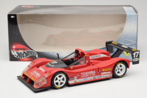 Ferrari 333 SP Toshiba #17 Velez / Taylor 2000 Hot Wheels 1:18 29230-P2 Metall - pilt 8/8