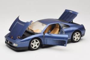 Ferrari 348tb Tumesinine Metallik Bburago 1:18 3039-B1 Metall - pilt 2/8