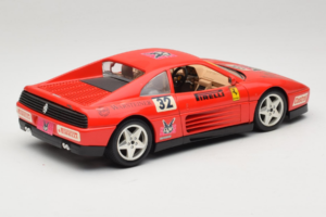 Ferrari 348 TB #32 Pirelli Punane 1989 Bburago 1:18 3039-P1 Metall - pilt 3/8