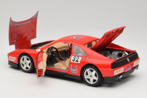 Ferrari 348 TB #32 Pirelli Punane 1989 Bburago 1:18 3039-P1 Metall - pilt 5/8