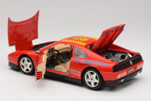 Ferrari 348tb Pirelli Punane Bburago 1:18 3039-P2 Metall - pilt 5/8