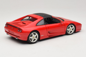 Ferrari F355 GTS Punane UT Models 1:18 22111 Metall - pilt 3/8
