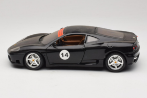 Ferrari 360 Modena #14 Must Piiratud Väljaanne Bburago 1:18 3368-B1 Metall - pilt 4/8