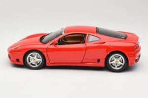 Ferrari 360 Modena Punane Bburago 1:18 3358 Metall - pilt 4/8