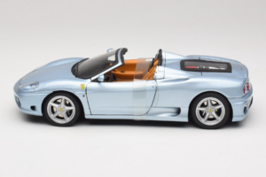 Ferrari 360 Spider Sinine The Italian Job Hot Wheels 1:18 P9905 Metall - pilt 3/6