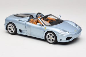 Ferrari 360 Spider Sinine The Italian Job Hot Wheels 1:18 P9905 Metall - pilt 4/6