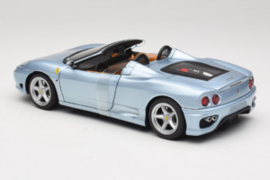 Ferrari 360 Spider Sinine The Italian Job Hot Wheels 1:18 P9905 Metall - pilt 5/6