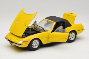 Ferrari 365 GTS/4 Daytona Kabriolett Kollane Techno Giodi 1:18 740028 Metall - pilt 2/8