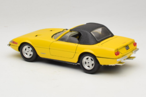 Ferrari 365 GTS/4 Daytona Kabriolett Kollane Techno Giodi 1:18 740028 Metall - pilt 7/8
