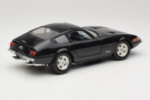 Ferrari 365 GTB/4 Daytona Must Techno Giodi 1:18 40011-B2 Metall - pilt 3/8