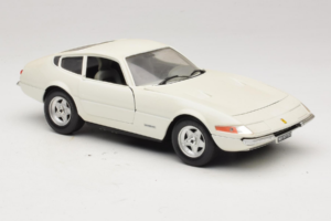 Ferrari 365 GTB/4 Daytona Berlina Valge Techno Giodi 1:18 74007 Metall - pilt 6/8