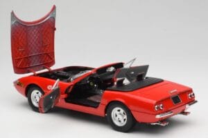 Ferrari 365 GTS Punane Solido 1:18 8017 Metall - pilt 5/8