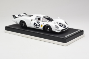 Ferrari 365 P2 #28 M. Gregory / J. Schlesser NART 24 Hours of Daytona 1967 Valge AB Models 1:18 REMC019 Vaik - pilt 4/6