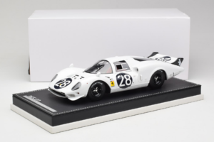 Ferrari 365 P2 #28 M. Gregory / J. Schlesser NART 24 Hours of Daytona 1967 Valge AB Models 1:18 REMC019 Vaik - pilt 6/6