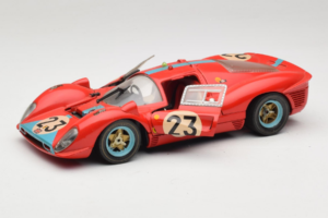 Ferrari 412P #23 W. Mairesse / J. Beurlys Le Mans 1967 Punane Revell 1:18 48826 Metall - pilt 2/8