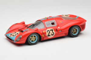 Ferrari 412P #23 W. Mairesse / J. Beurlys Le Mans 1967 Punane Revell 1:18 48826 Metall