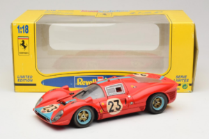 Ferrari 412P #23 W. Mairesse / J. Beurlys Le Mans 1967 Punane Revell 1:18 48826 Metall - pilt 8/8