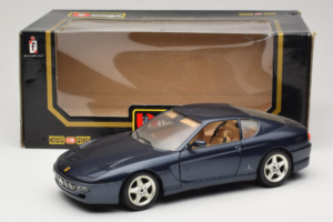 Ferrari 456 GT Sinine Bburago 1:18 3036-B1 Metall - pilt 8/8