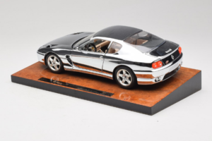 Ferrari 456 GT Chrome Silver Bburago 1:18 3746-R1 Metall - pilt 7/8