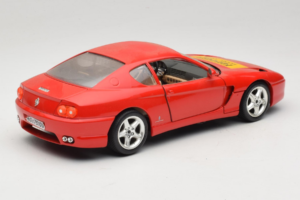 Ferrari 456 GT Ferrari Model Club Punane Bburago 1:18 3036-P1 Metall - pilt 3/8