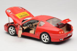 Ferrari 456 GT Ferrari Model Club Punane Bburago 1:18 3036-P1 Metall - pilt 5/8
