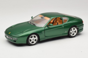 Ferrari 456 GT Roheline Metallic Bburago 1:18 3036-GR1 Metall