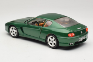 Ferrari 456 GT Roheline Metallic Bburago 1:18 3036-GR1 Metall - pilt 7/8