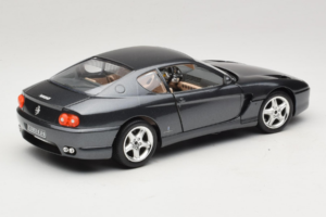 Ferrari 456 GT Hall Metallic Erivärving Bburago 1:18 3036D Metall - pilt 3/8