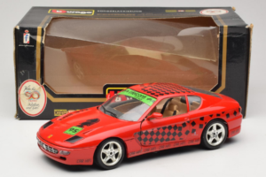 Ferrari 456 GT Interconti Car HiFi Punane Bburago 1:18 3036-D Metall - pilt 8/8