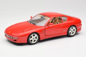 Ferrari 456 GT Punane Bburago 1:18 3036-M1 Metall