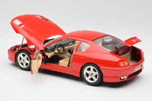 Ferrari 456 GT Punane Bburago 1:18 3036-M1 Metall - pilt 5/8