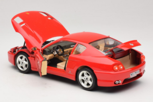 Ferrari 456 GT Punane Bburago 1:18 3046-R1 Metall - pilt 5/8